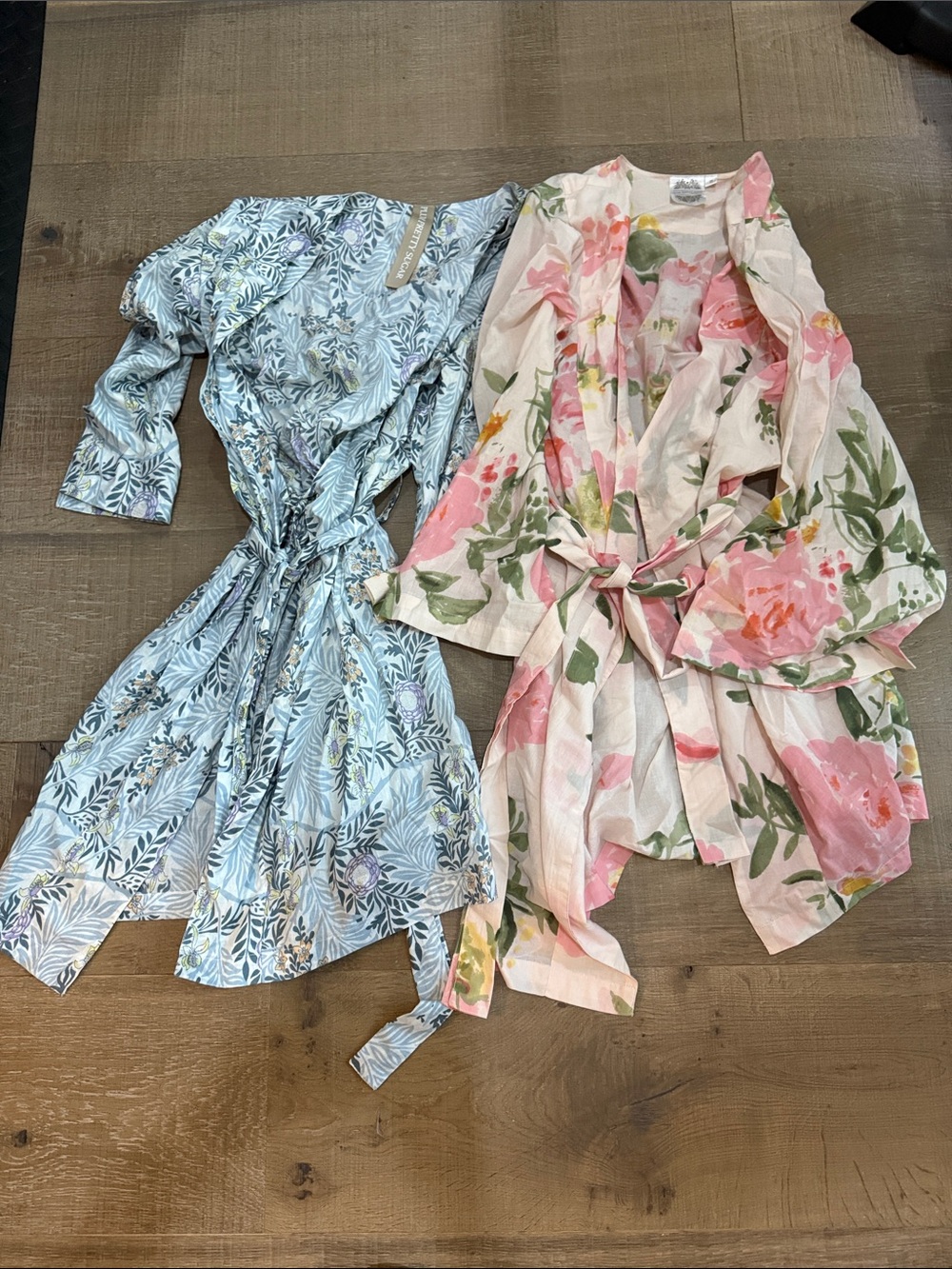 Plum Pretty Sugar Floral Tie-Waist Robe bundle set of 2